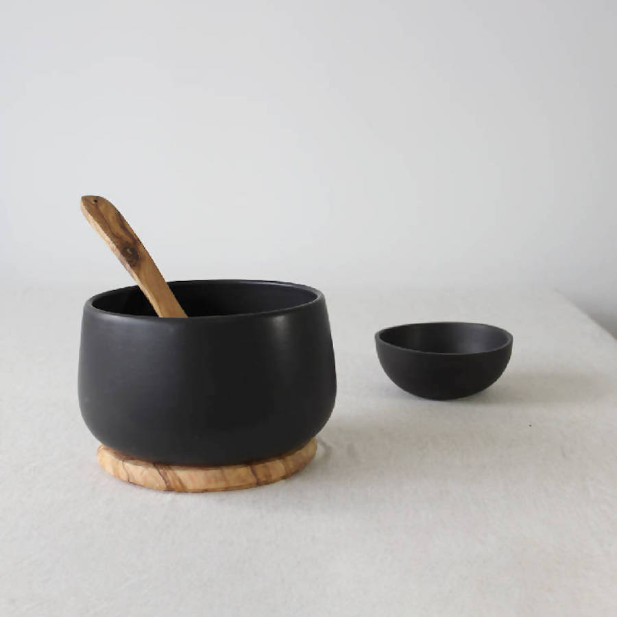 Ewa Stoneware Serving Bowl (68oz)