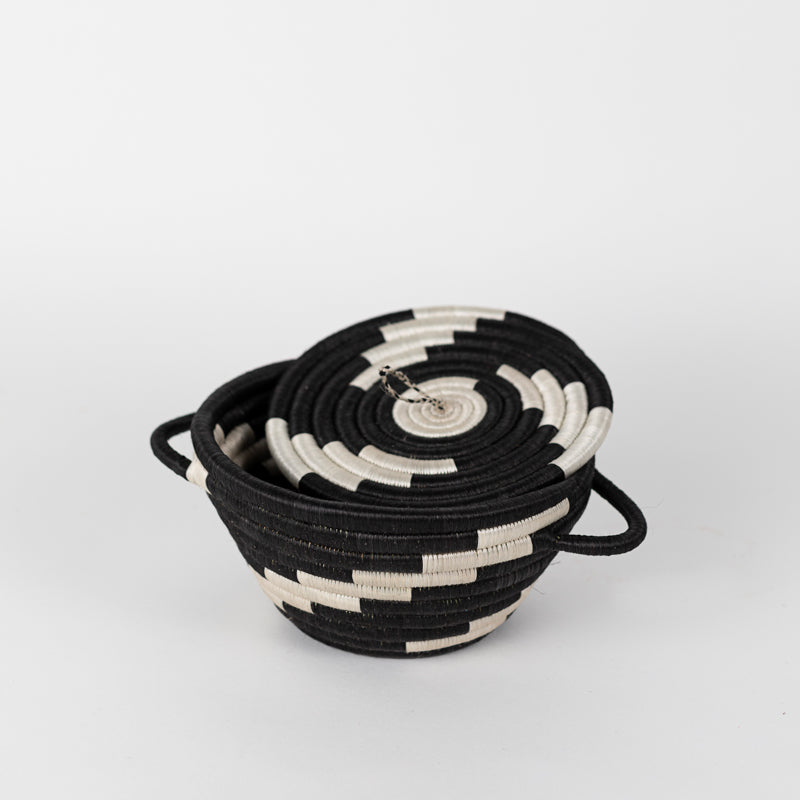 Woven Pot with Lid (Medium)