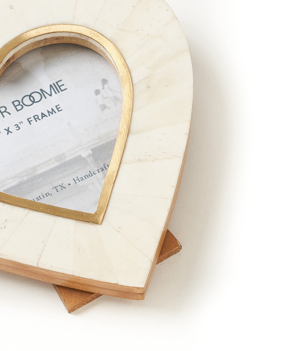 Mukhendu Handmade Heart Cream Picture Frame (3x3)