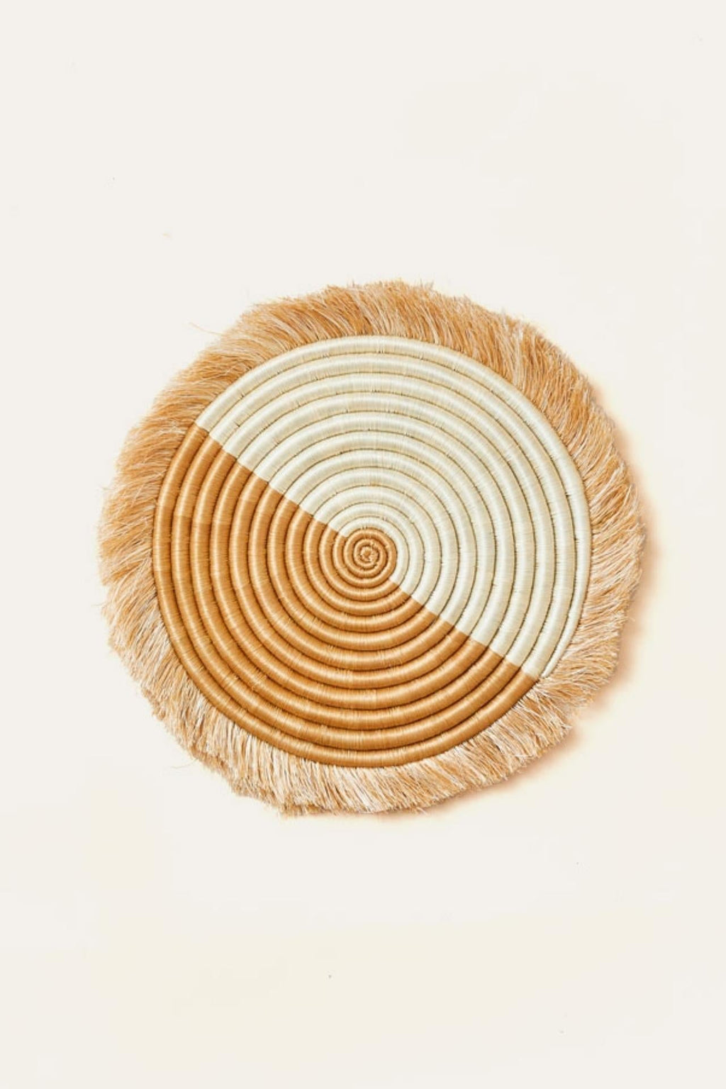 Akeza Fringe Placemat in White