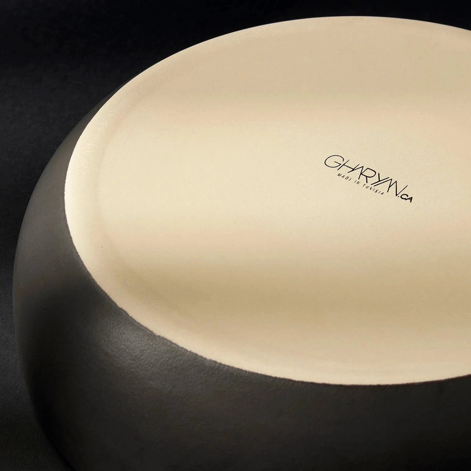 Shallow Stoneware Serving Bowl (60 oz)