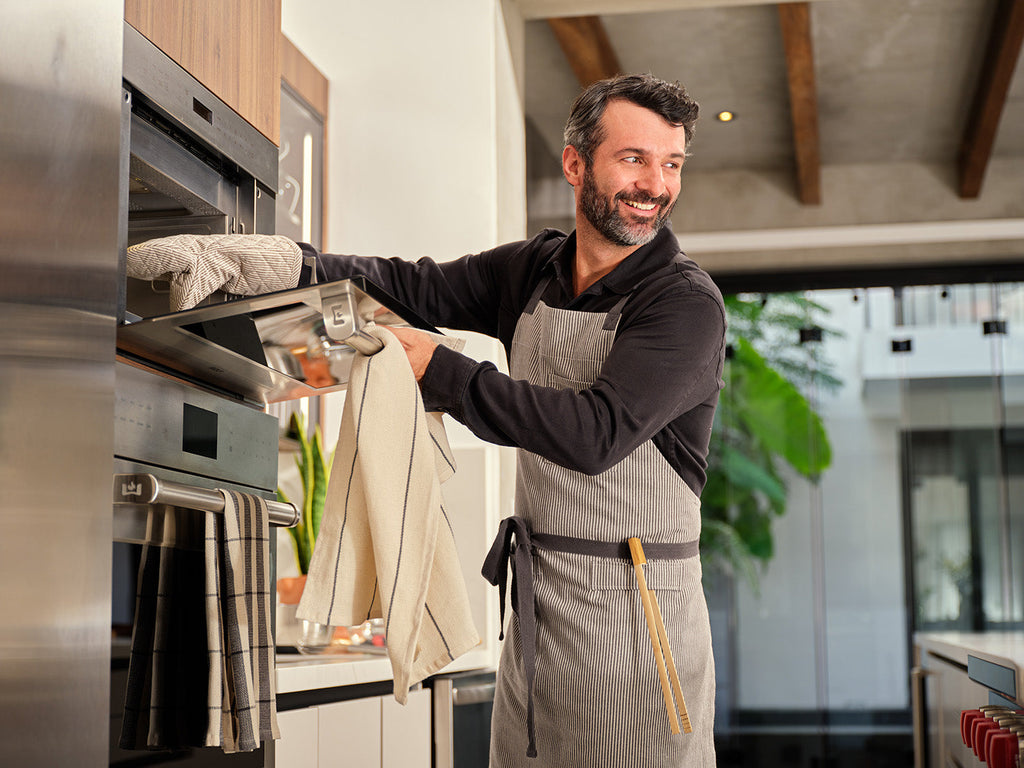 Oven Mitts (Set of 2)