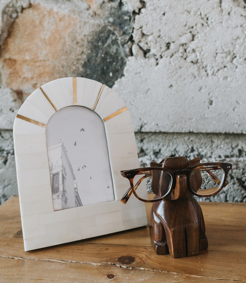 Mukhendu Handcrafted Bone Arch Cream Picture Frame (4x6)