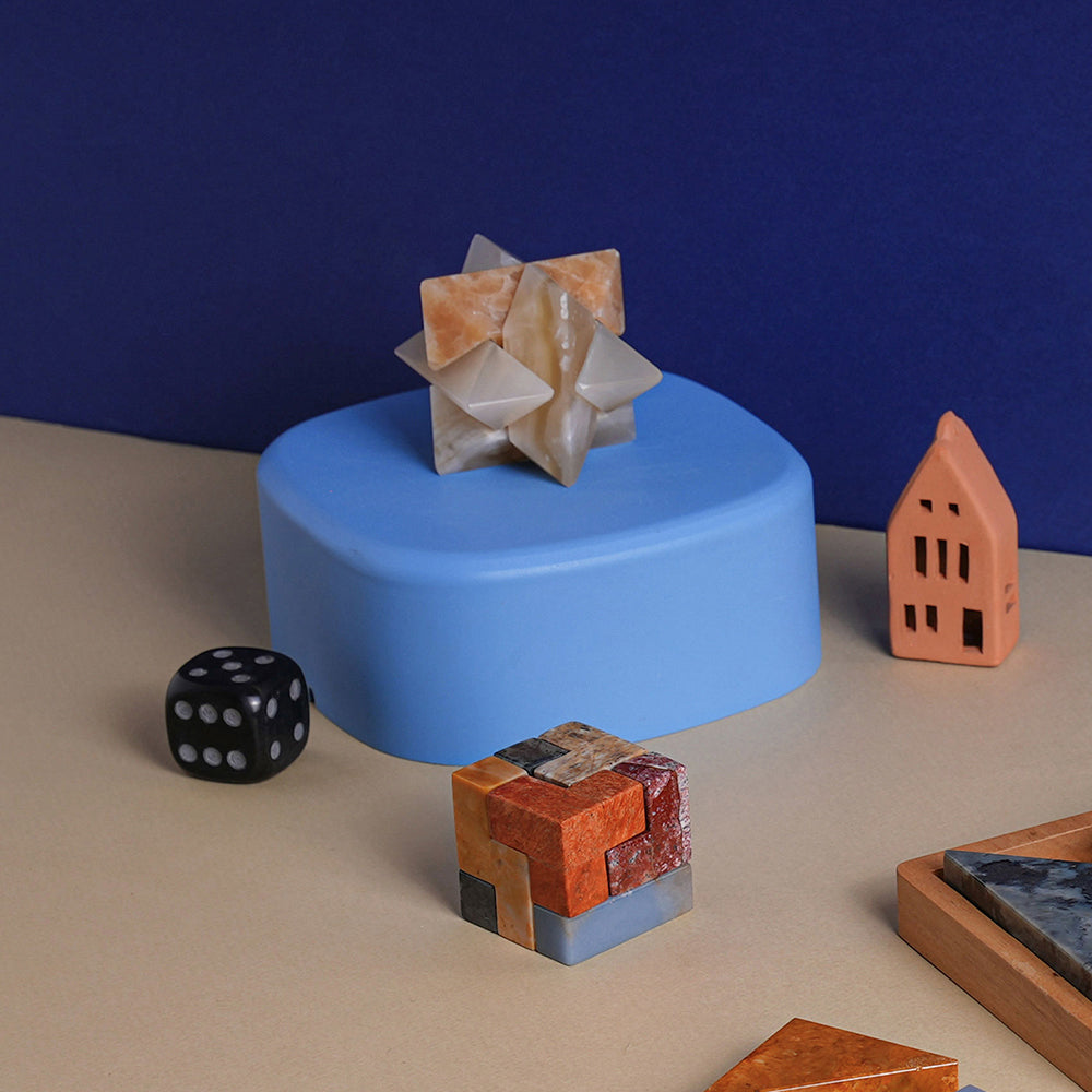 Creamy Onyx Burr Star Puzzle