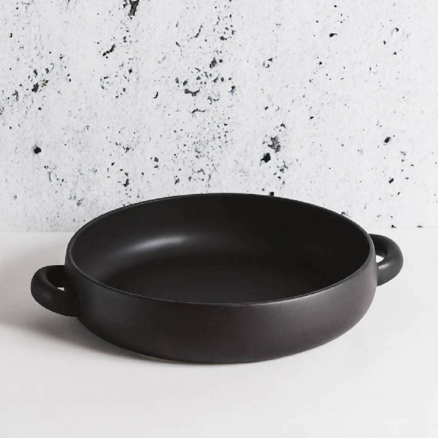 Stoneware Serving Plate with Handles (13.4")