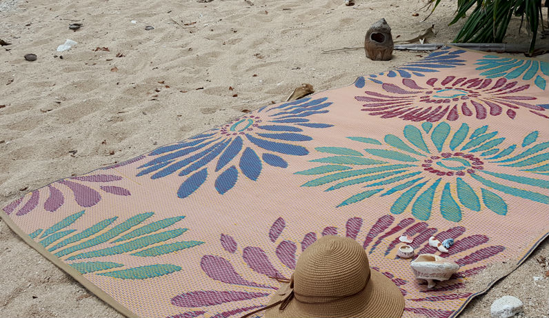 Daisy Violet Rug