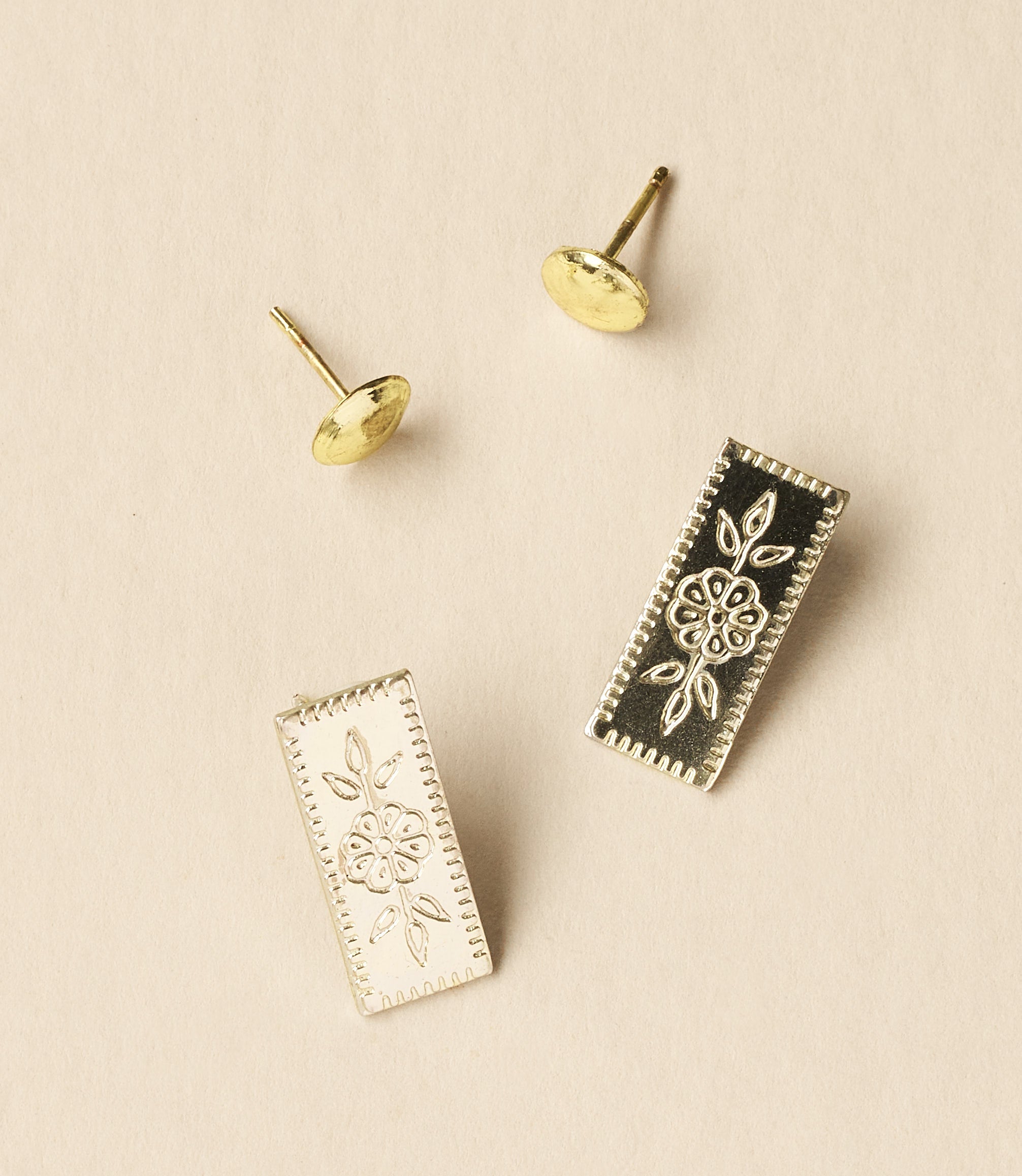 Haveli Etched Earring Set (Set of 2)
