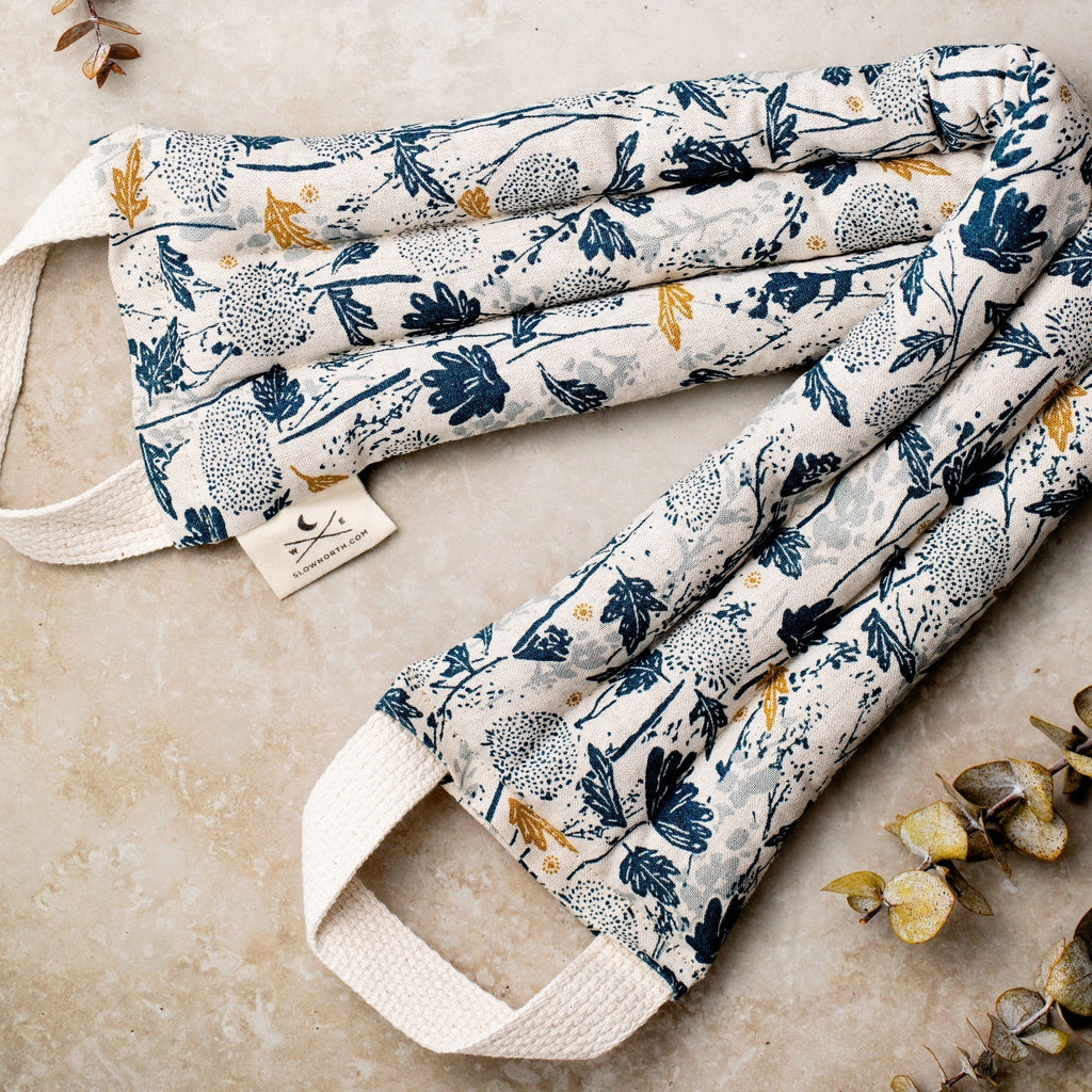 Wander Field Neck Wrap