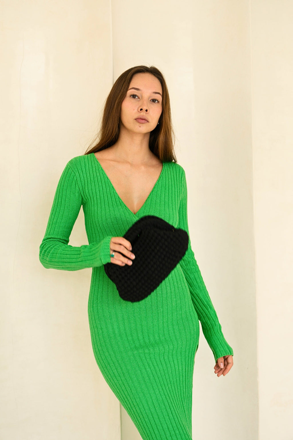Cali Top Handle Knit Clutch (Black)