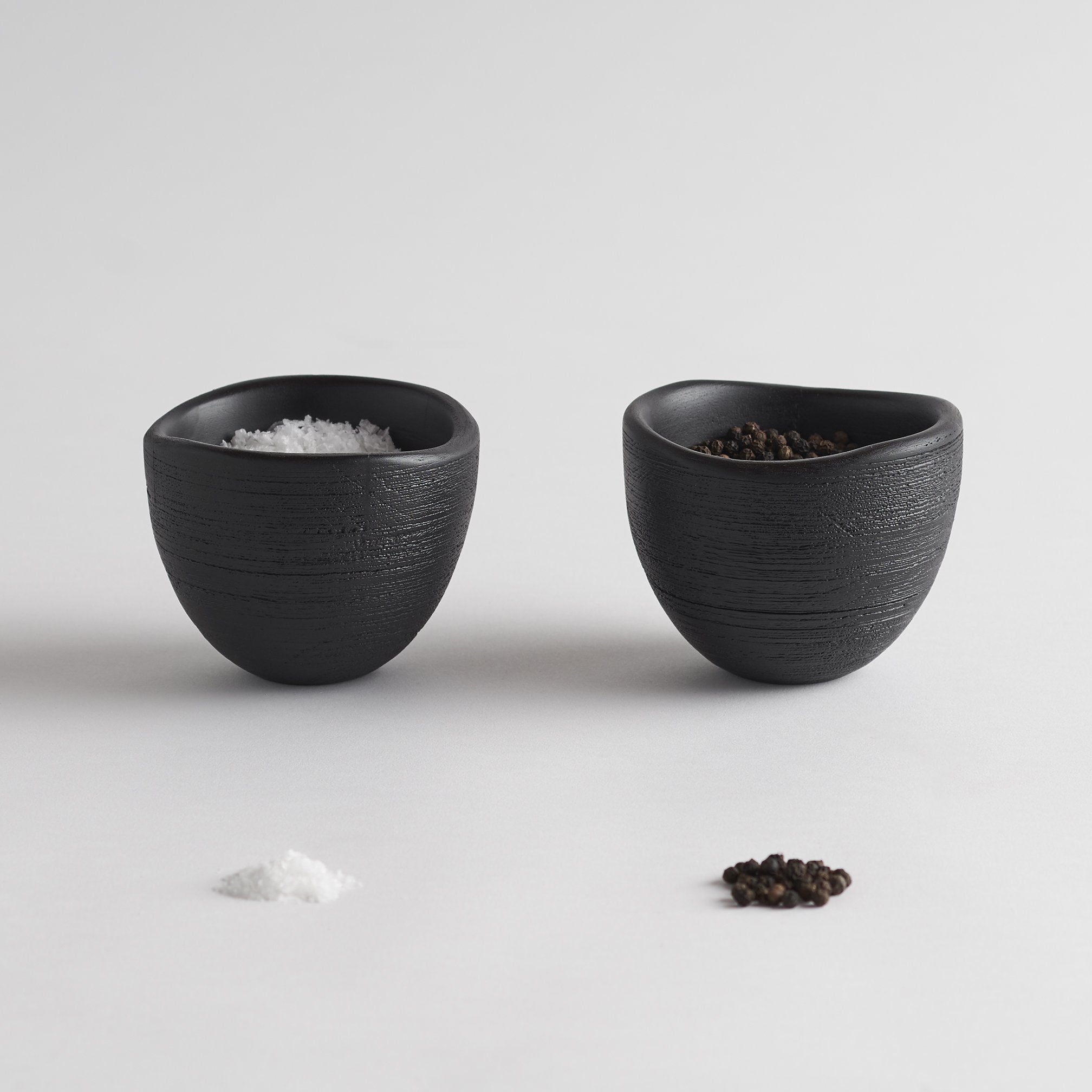 Groove Tidbit Bowls (Set of 2)