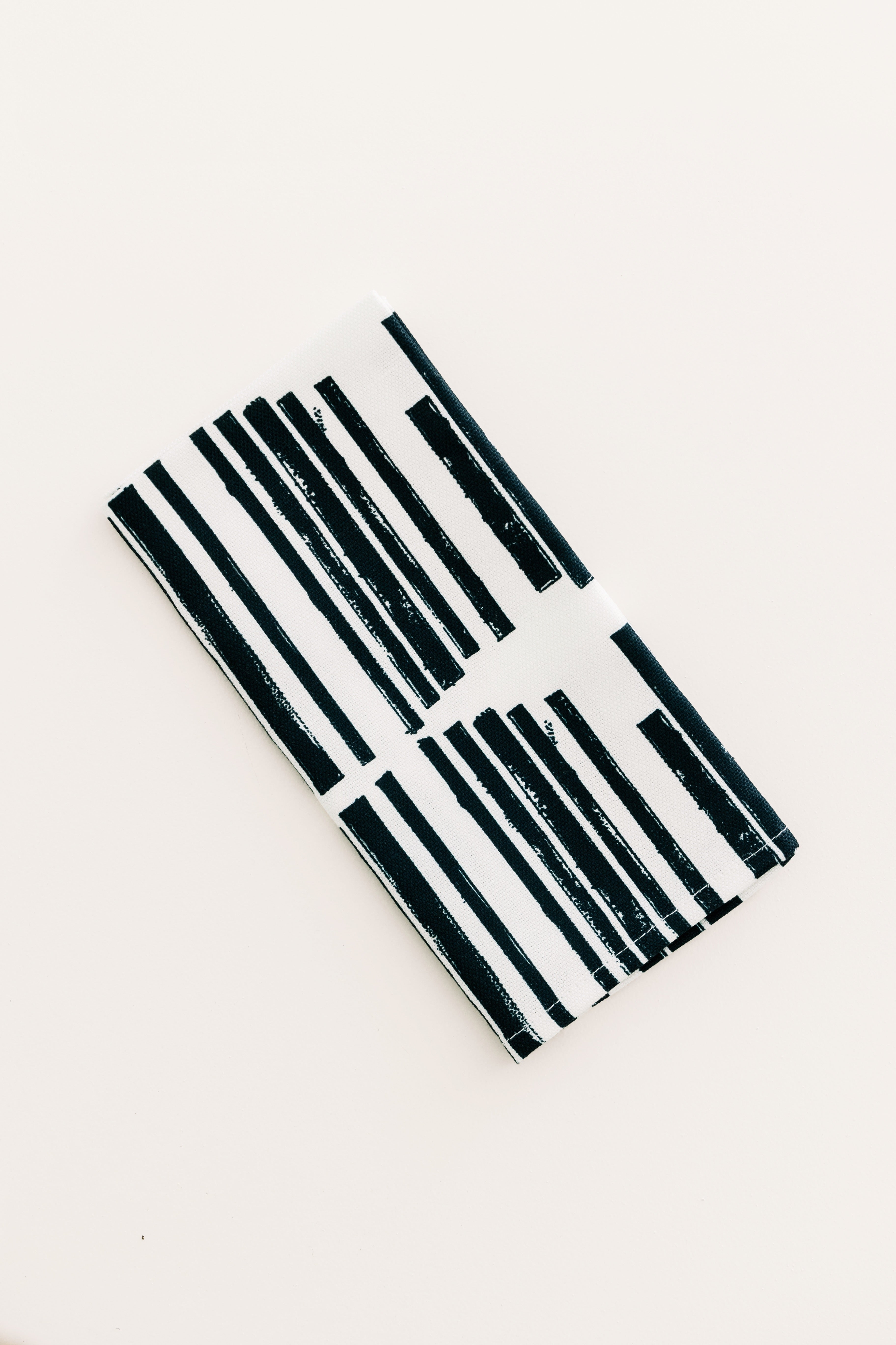 Marguerite in Indigo Pair of Napkins