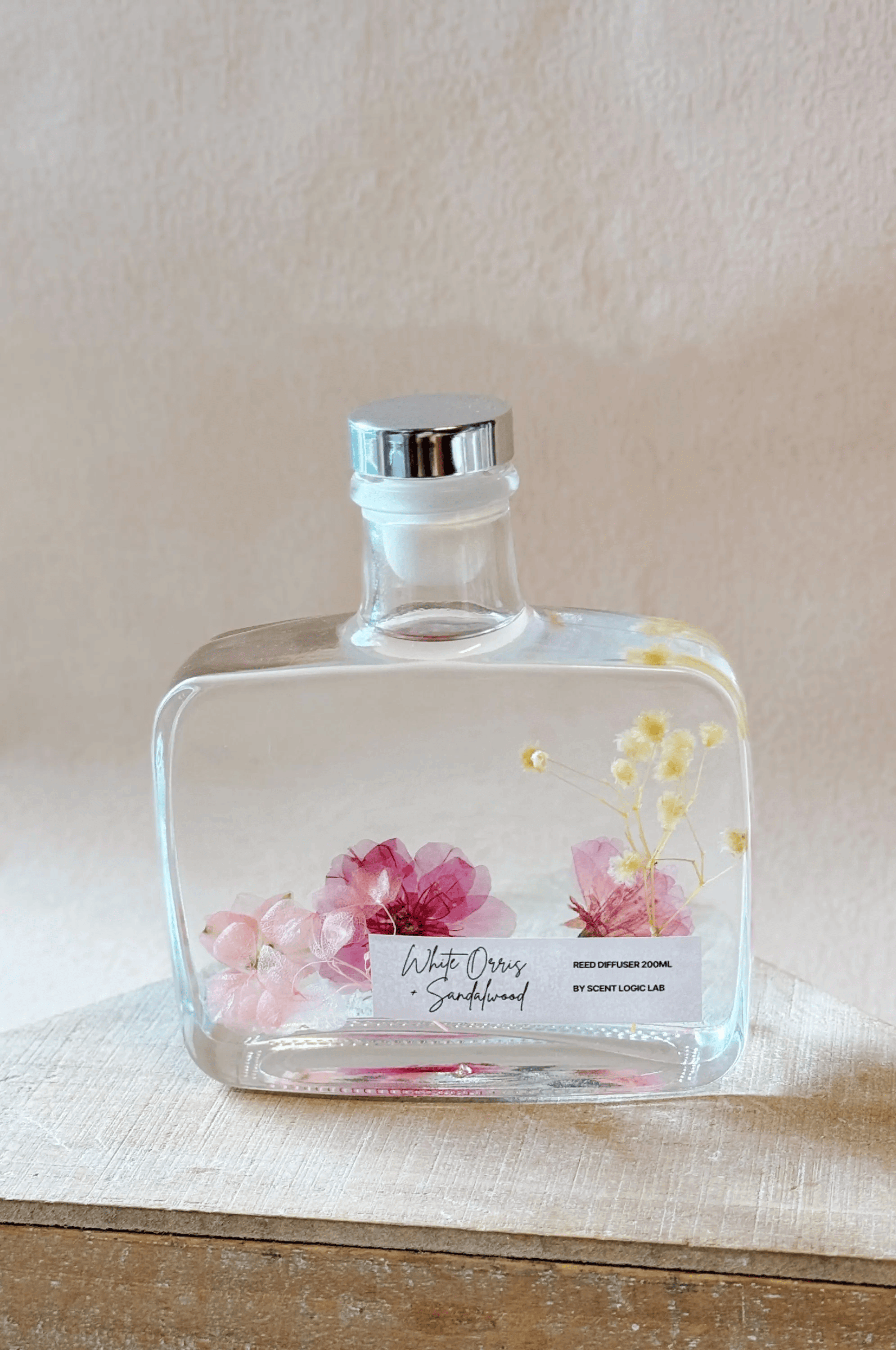 Botanical Reed Diffuser – Natural Home Fragrance & Décor