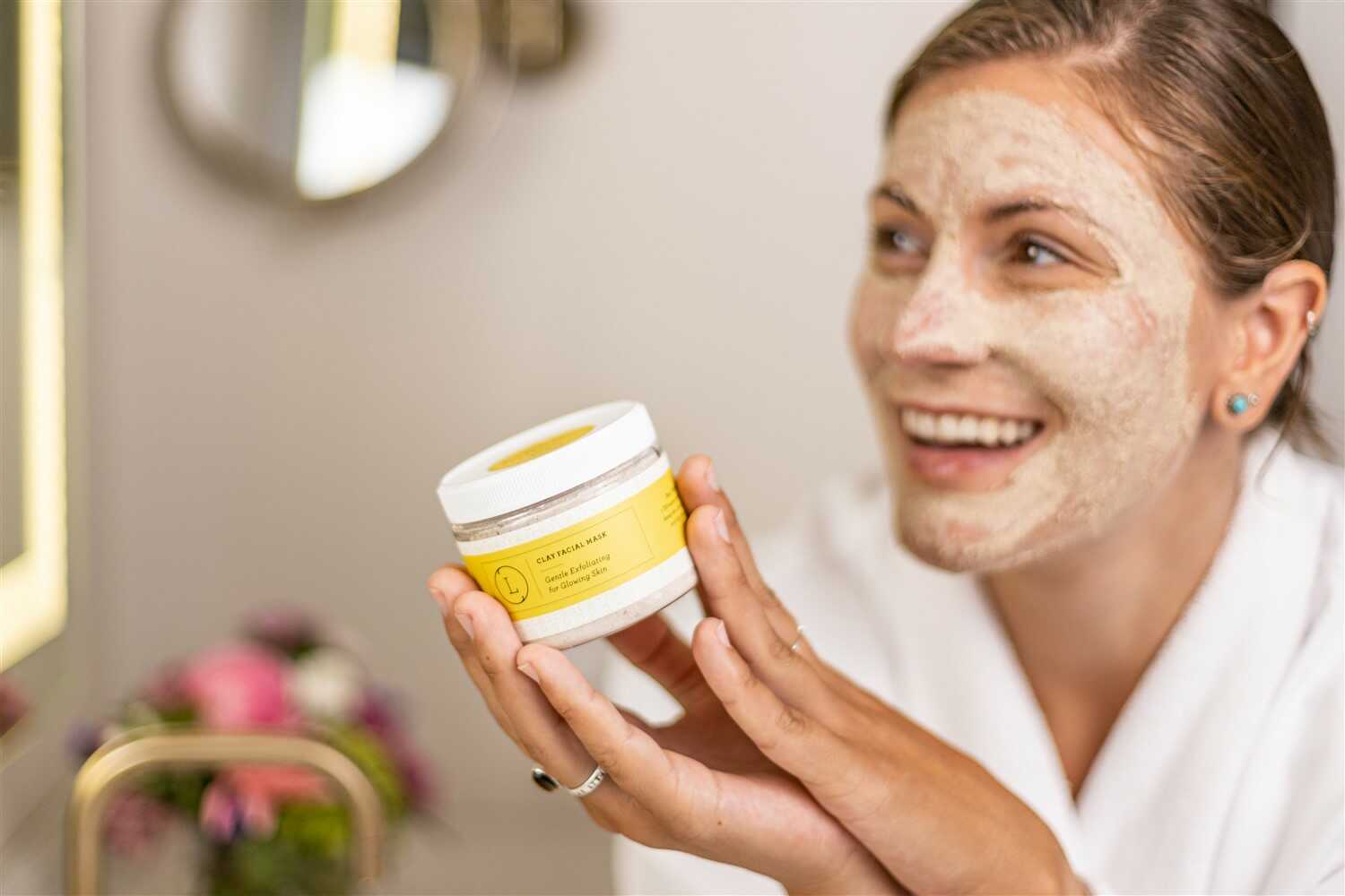 Natural Clay Facial Exfoliating Mask
