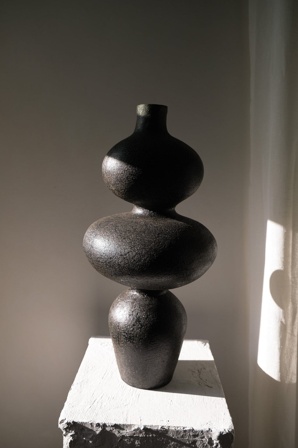 Sewu Vessel Charcoal Vase
