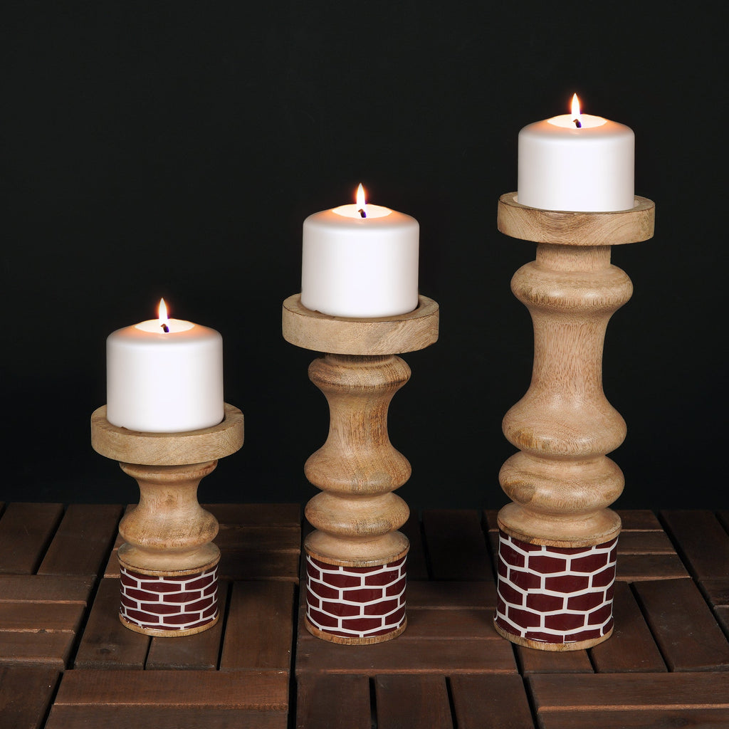 Gramercy Mango Wood Candleholders – Red (Set of 3)