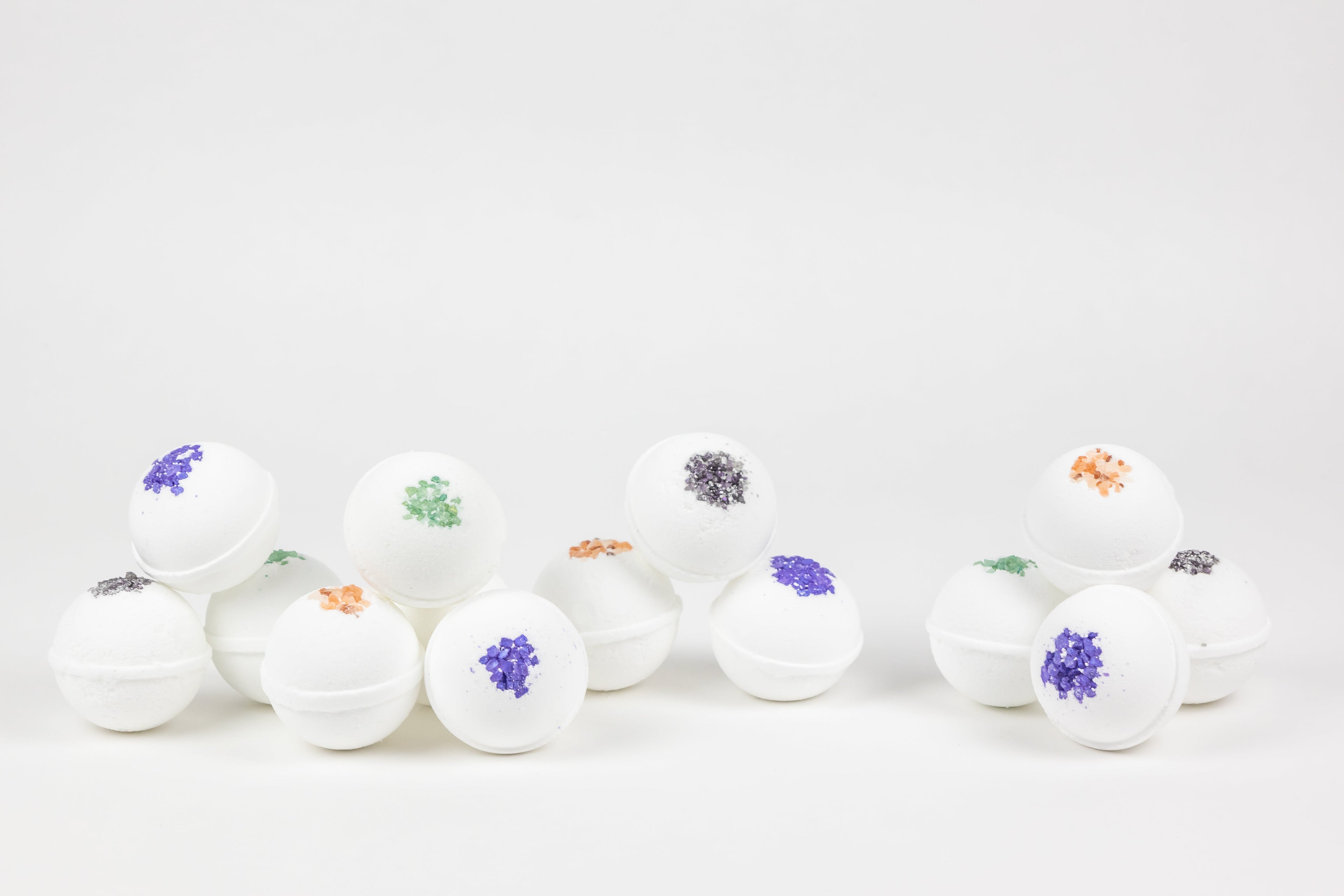 All-Natural Bath Bomb and Shower Steamer Gift Box