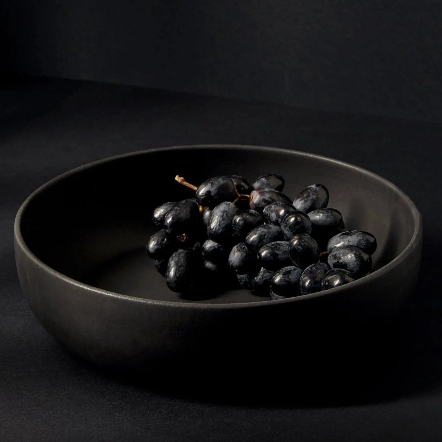 Shallow Stoneware Serving Bowl (60 oz)