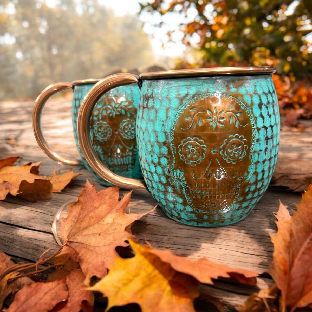 Set of Two Copper Barrel Mugs with Chiselled Skull (Day of the Dead) - Hammered and Turquoise Patina