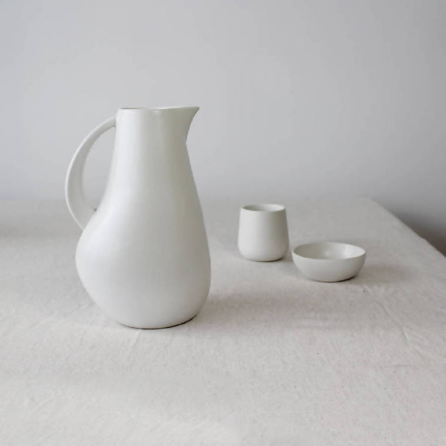 Kuduo Stoneware Pitcher (64oz)