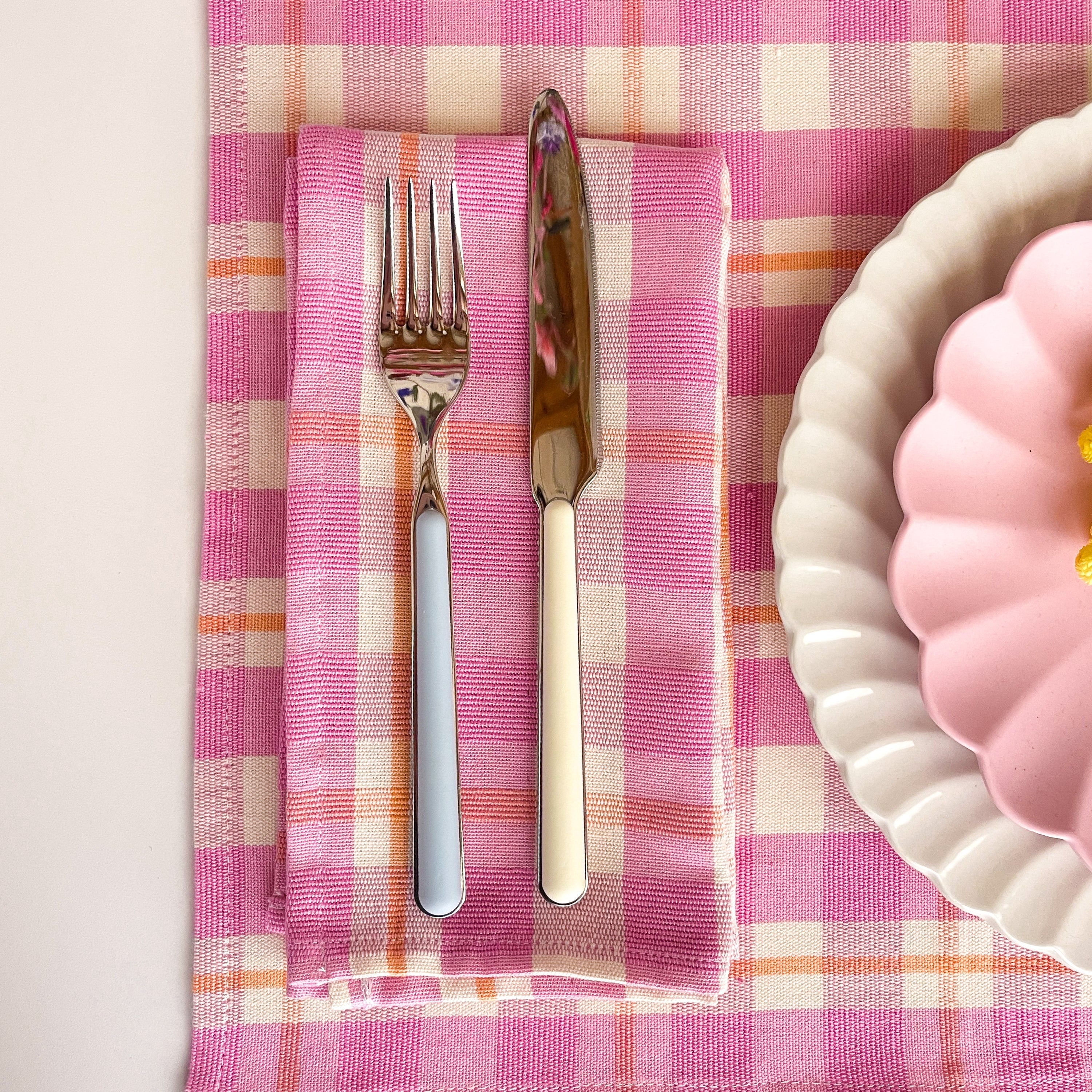 Archive NY Abigail Plaid Dinner Napkin in Bubblegum (Set of 4)