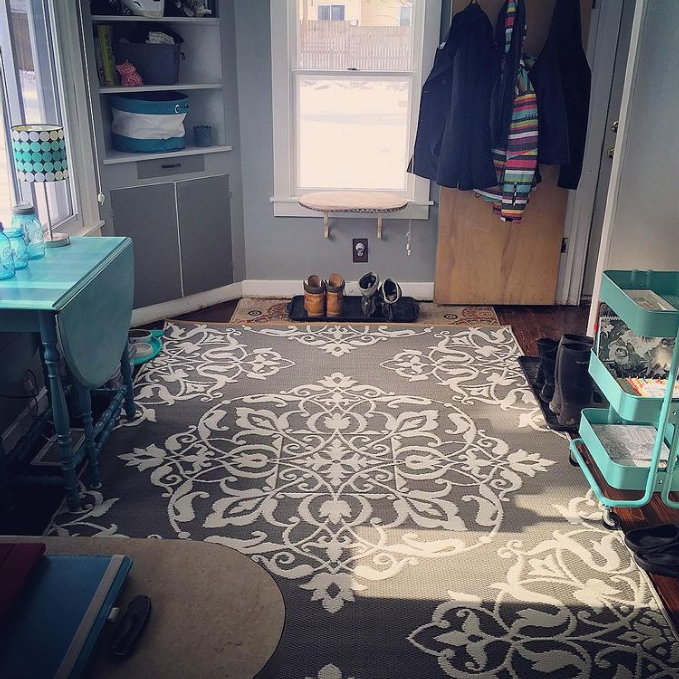 New Wrought Iron Cool Silver Rug