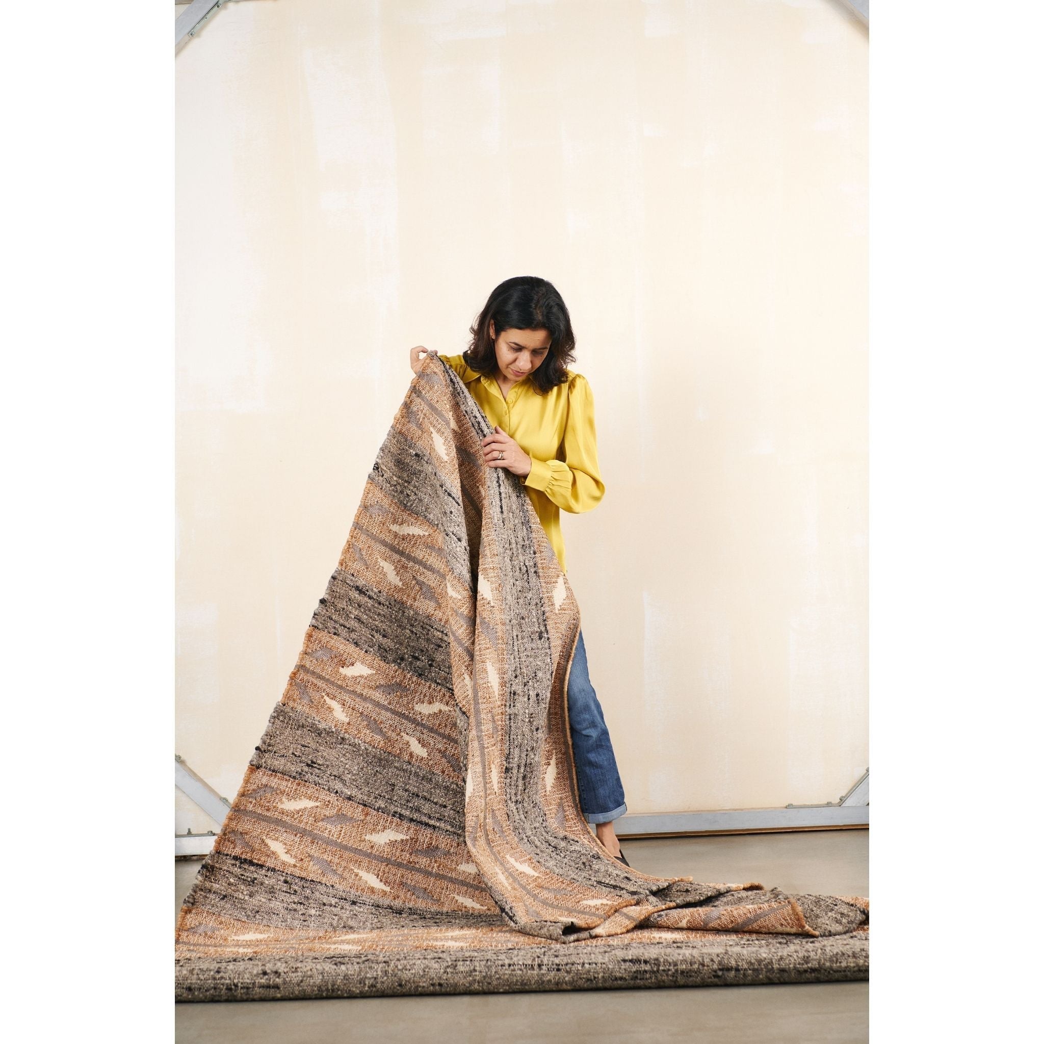 Uneven Arrows Hand Woven Wool Jute Rug - Earthy Hues