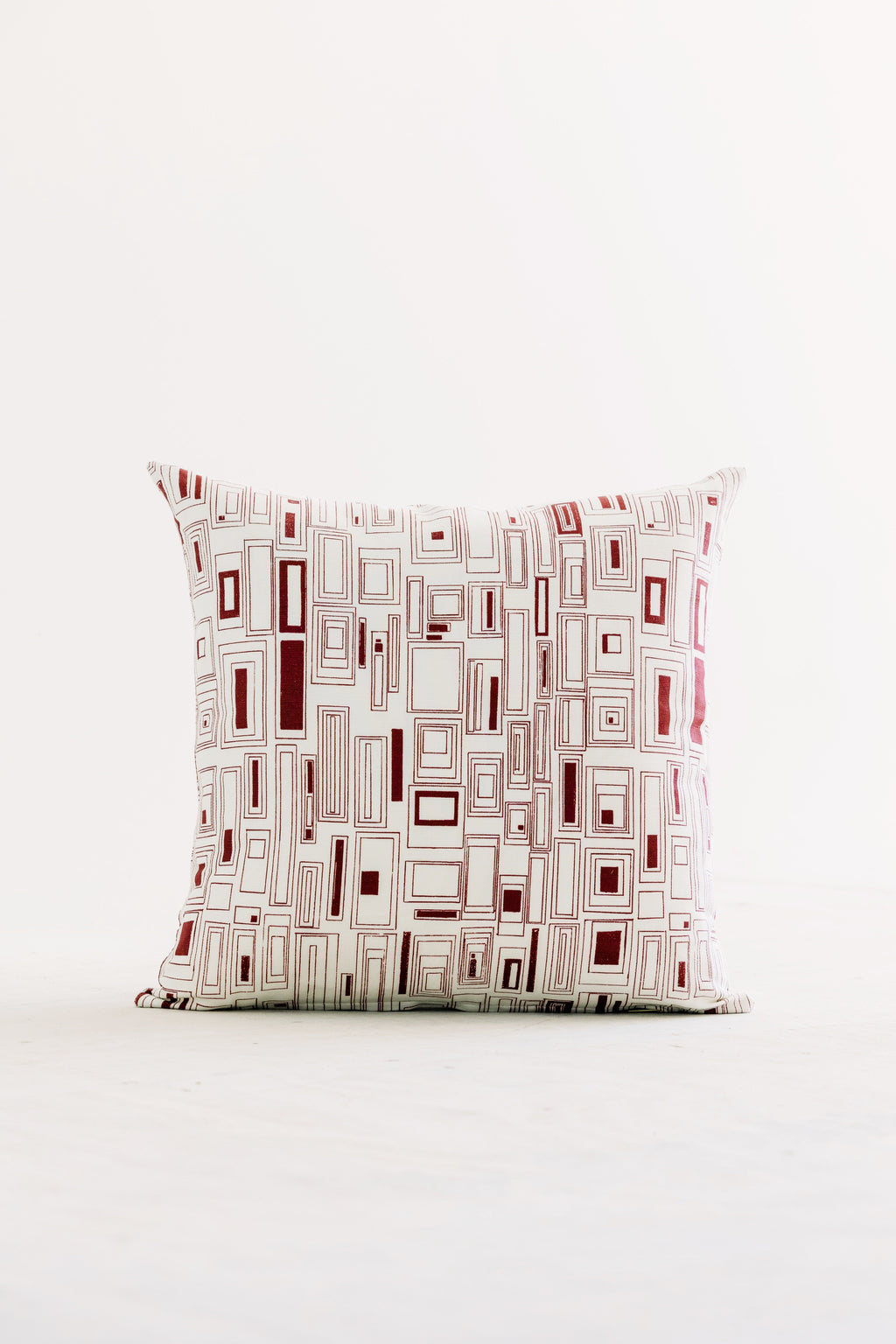 Cristianitos Pillow in Sequoia (20" x 20")