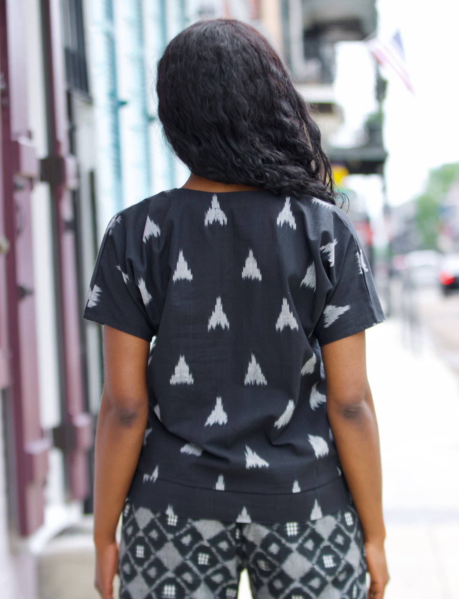 Leo Triangle Top (White Triangles)
