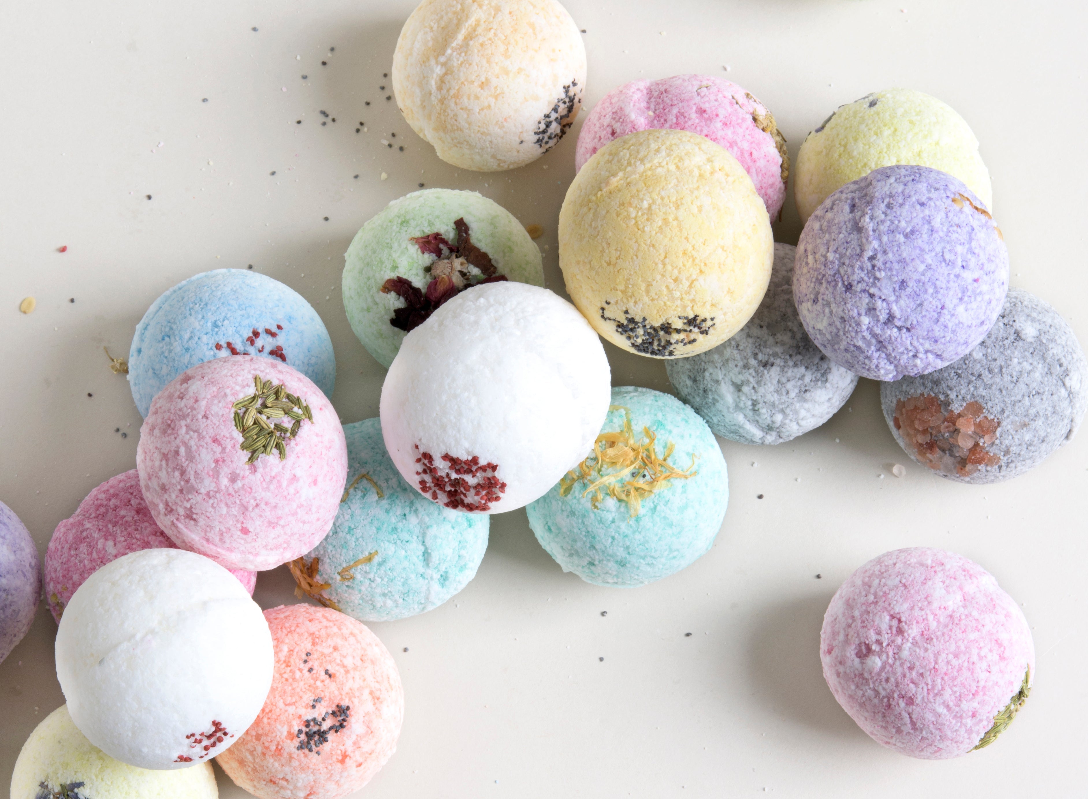 Bath Bombs Gift Box (12ct.)