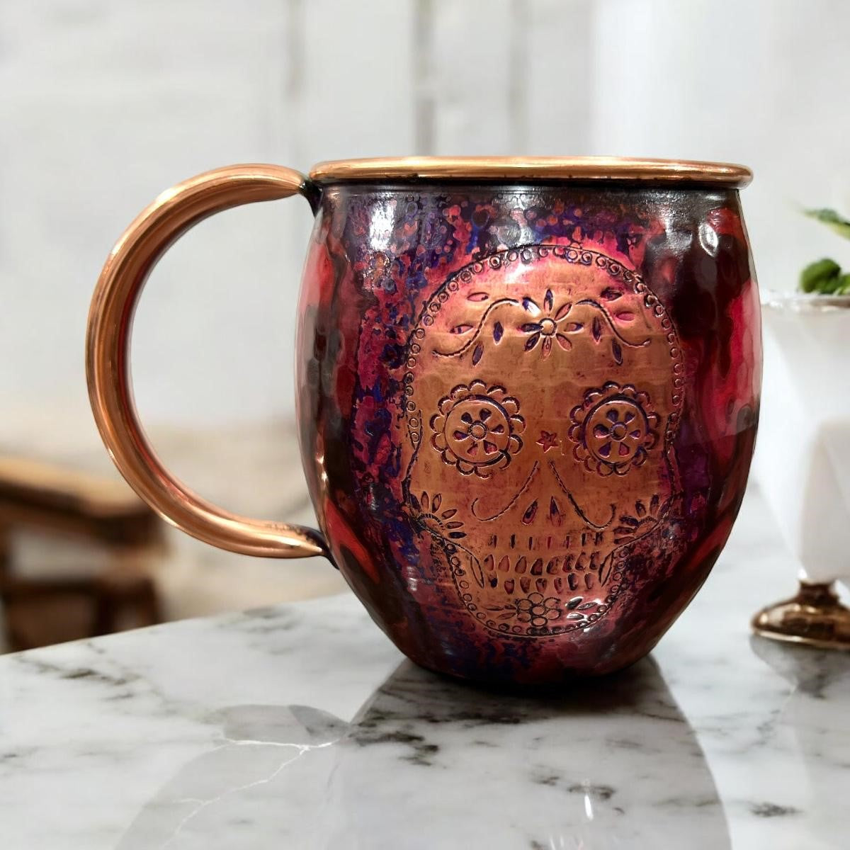 Set of Two Copper Barrel Mugs with Chiselled Skull (Day of the Dead) - Hammered and Purple Marbled Finish