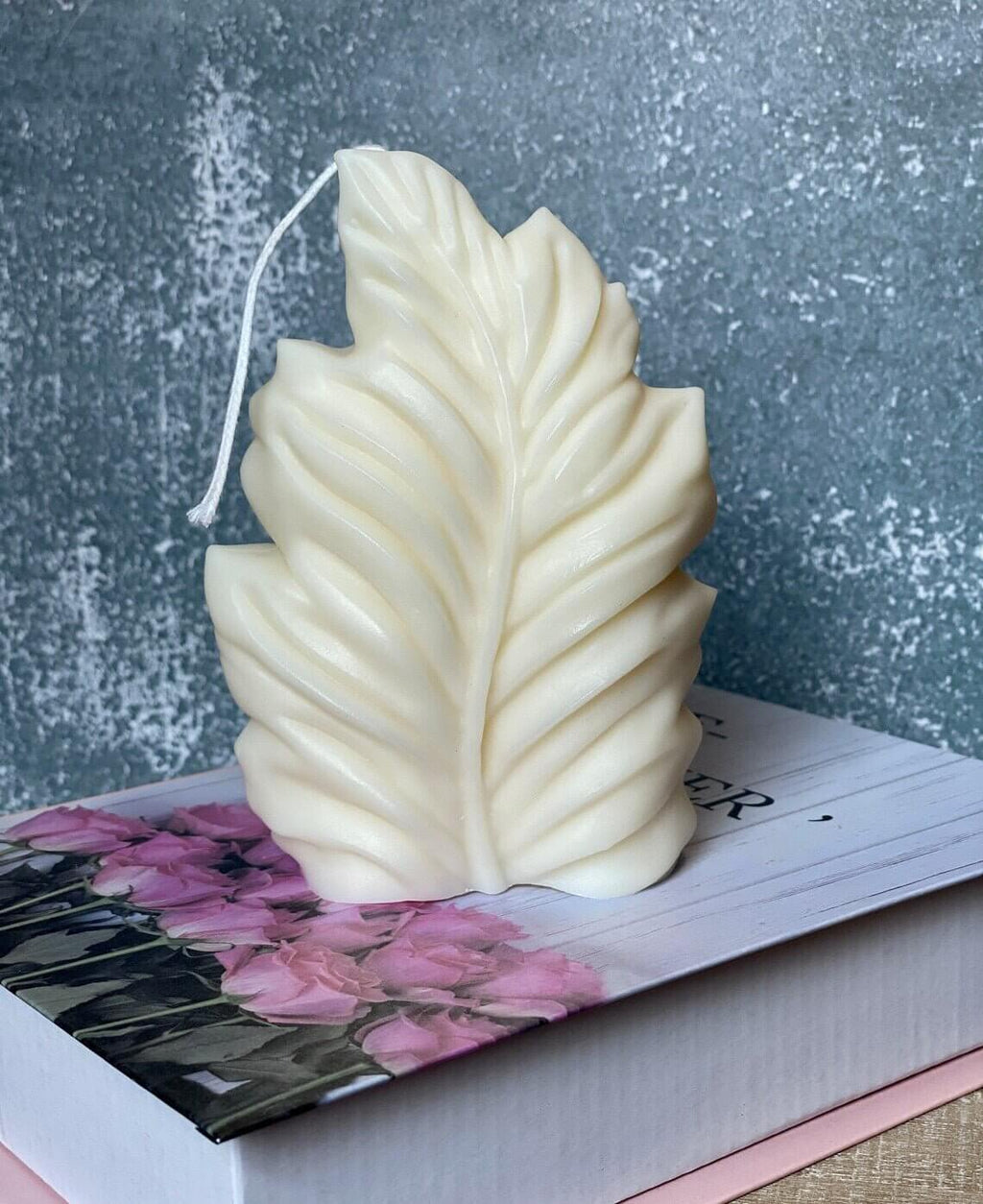 Feather Candle