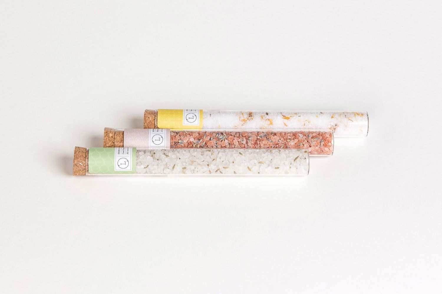 Luxurious Natural Bath Salts Gift Set (8 Glass Tubes)