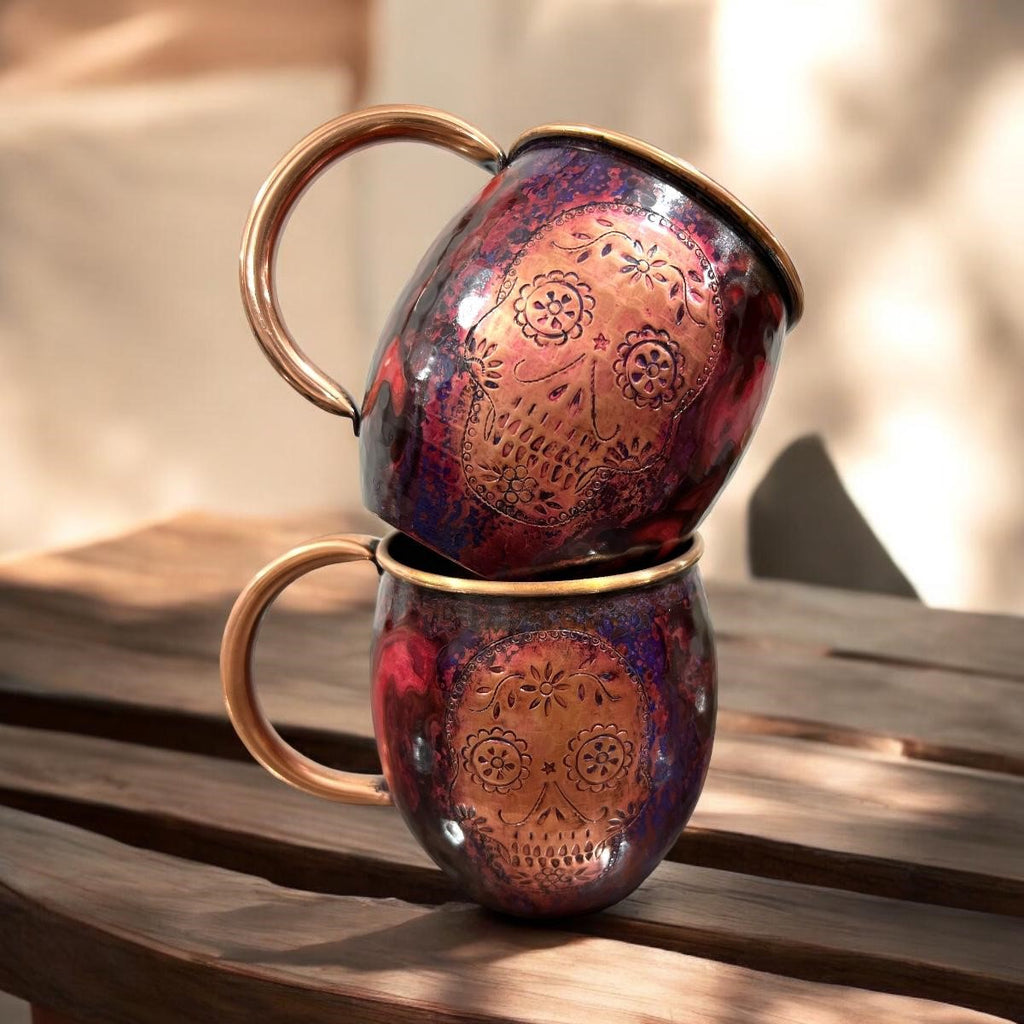 Set of Two Copper Barrel Mugs with Chiselled Skull (Day of the Dead) - Hammered and Purple Marbled Finish