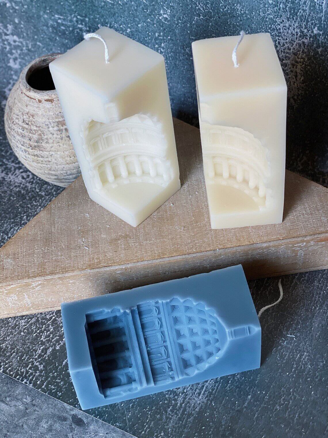 When In Rome Candle – Journey to Italy